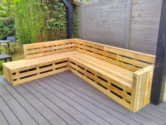 Salon de jardin Salon de jardin sur mesure en bois de palettes revalorisées